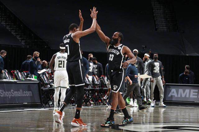 新赛季部分赛程公布 鹿网揭幕战 湖网圣诞大战