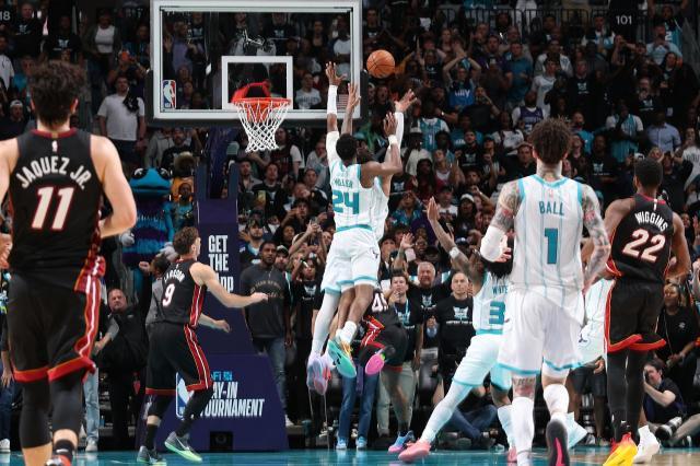 开云体育-跌宕的剧情与极致个人英雄主义！真正的NBA回来了